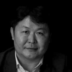 Read more about the article Д.Ширэндэв: Бясалгалаар хичээллэдэггүй бол төрснөөсөө хойш сэтгэлд үүссэн хирээ арилгаагүй яваа гэсэн үг